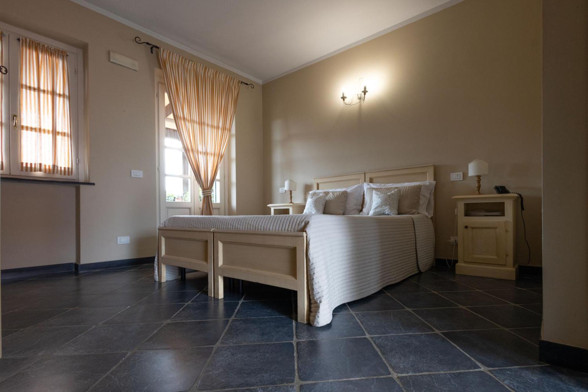 Albergo la Luna Sarzana Exterior foto