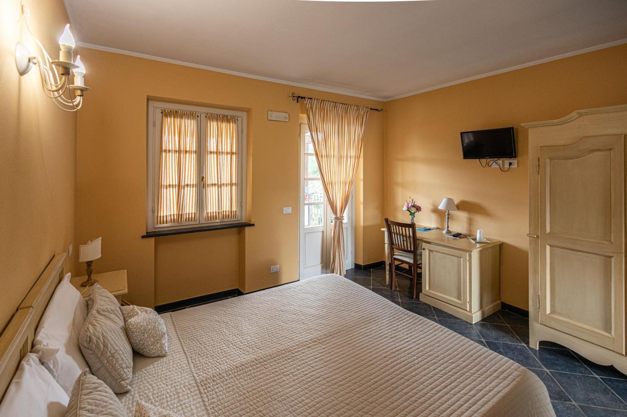 Albergo la Luna Sarzana Exterior foto