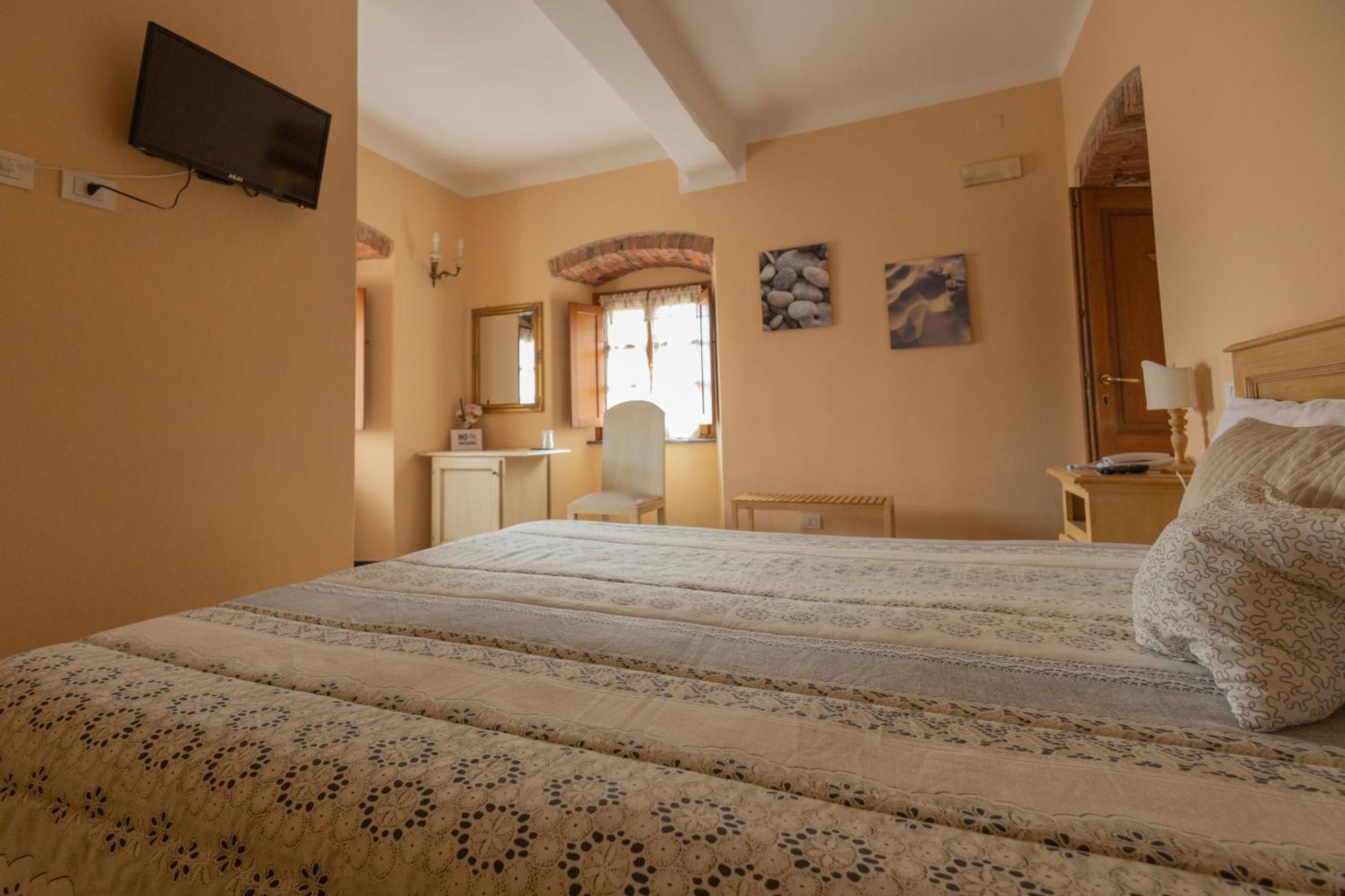 Albergo la Luna Sarzana Exterior foto