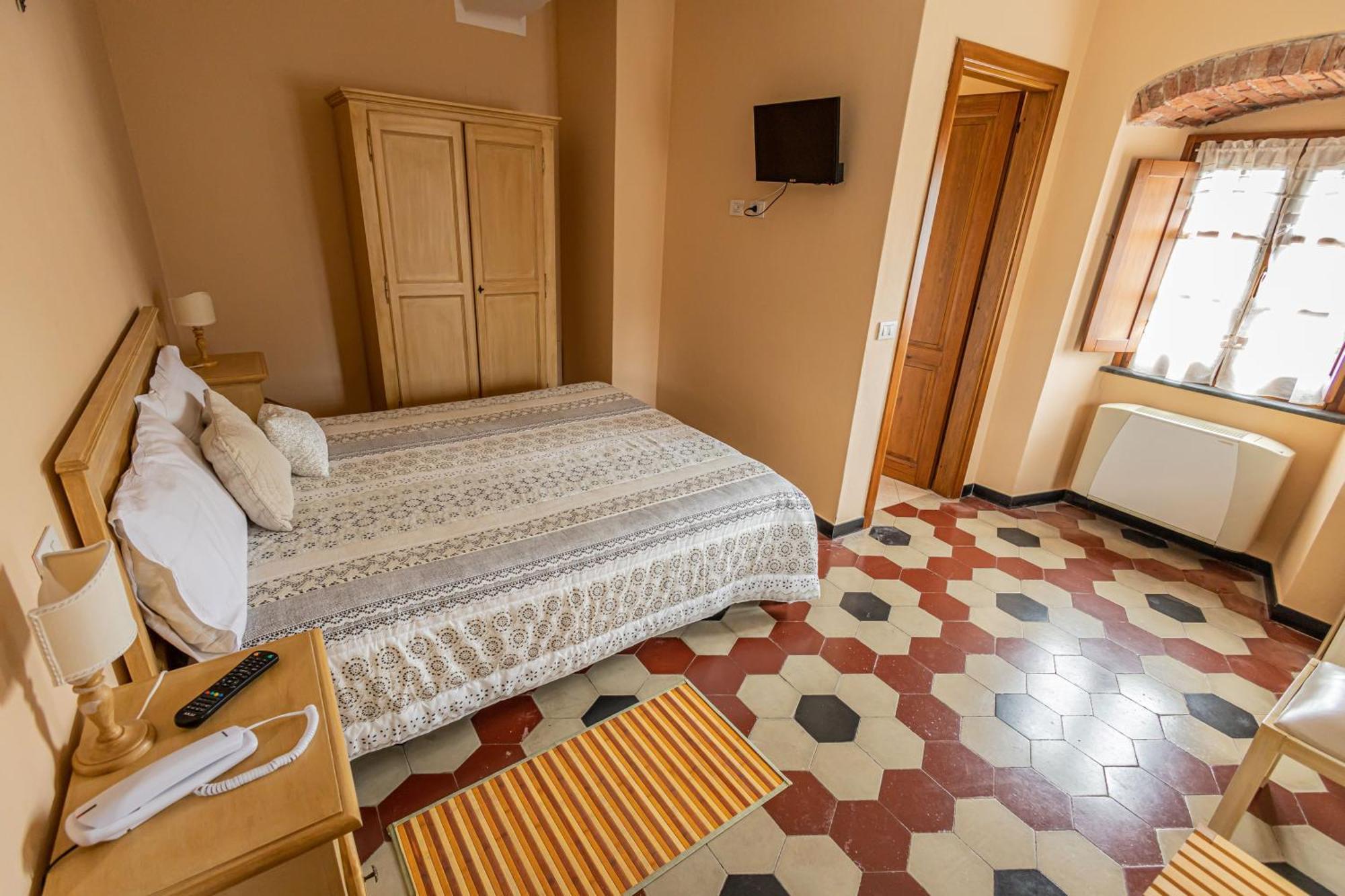 Albergo la Luna Sarzana Exterior foto