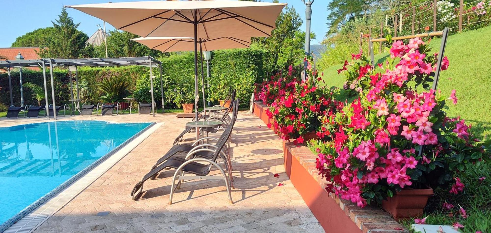 Albergo la Luna Sarzana Exterior foto
