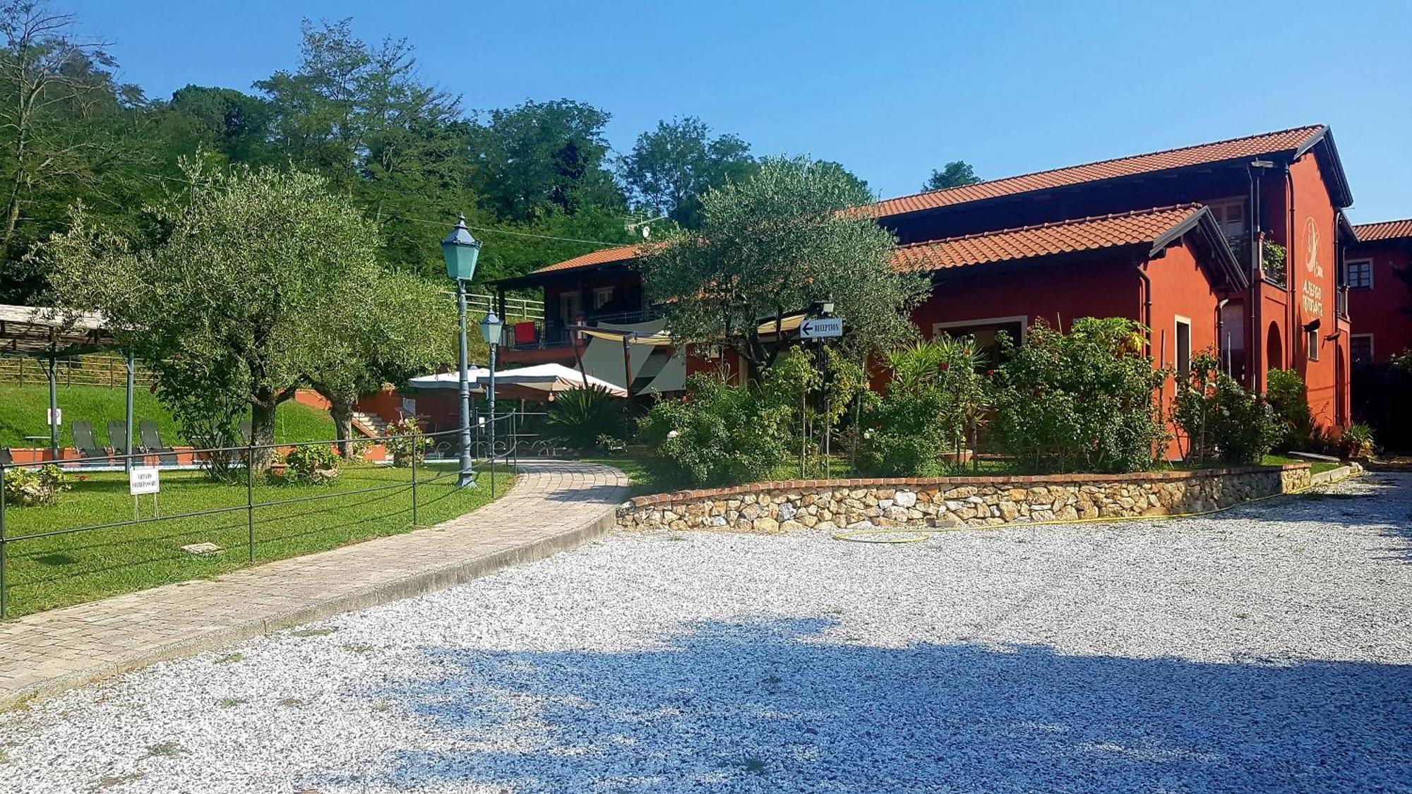 Albergo la Luna Sarzana Exterior foto